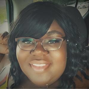 Meet your Posher, Candyce